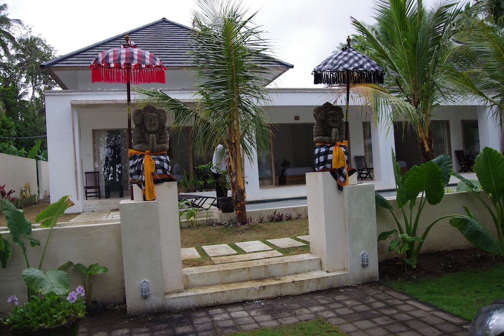 Bali Taman Sari Villa and Restaurant 2/18