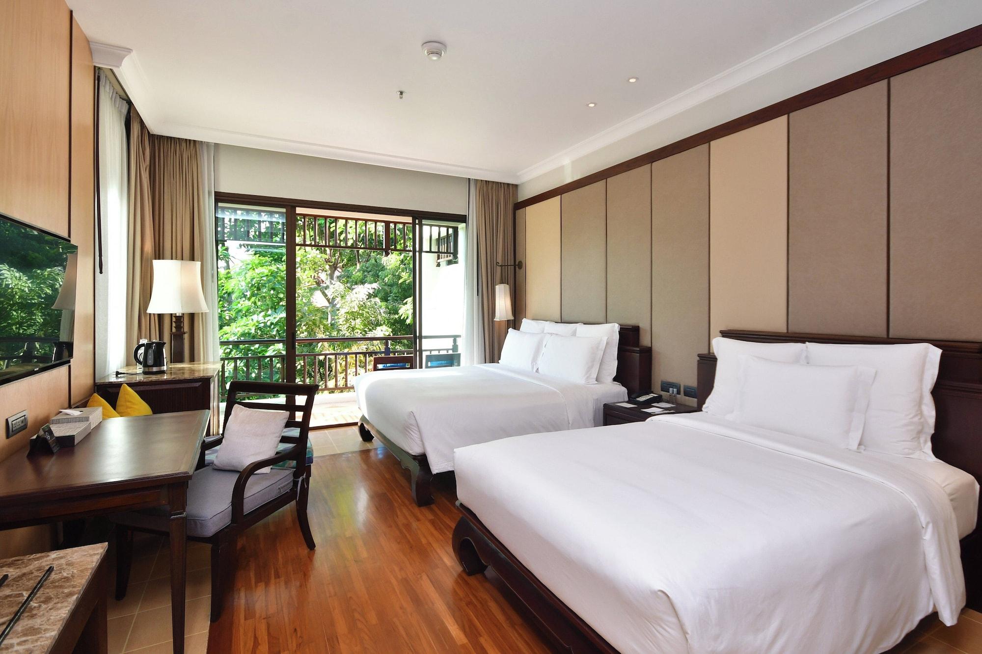 Classic, Multiple Beds, Garden View