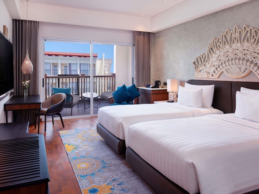 Grand Mercure Bali Seminyak 12/50