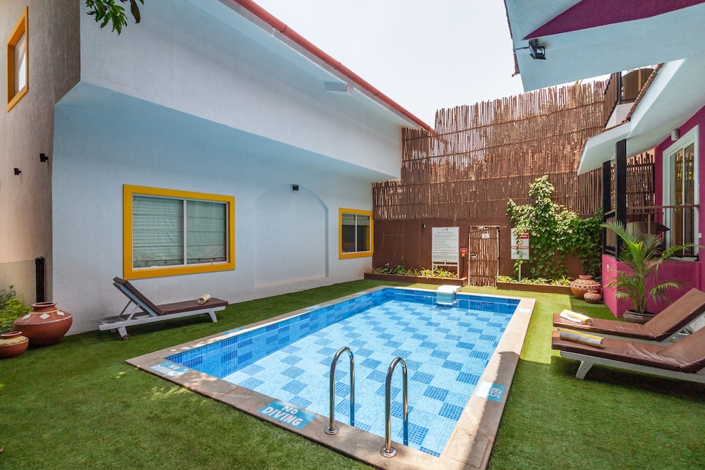 Acron Seaway Resort 33/62
