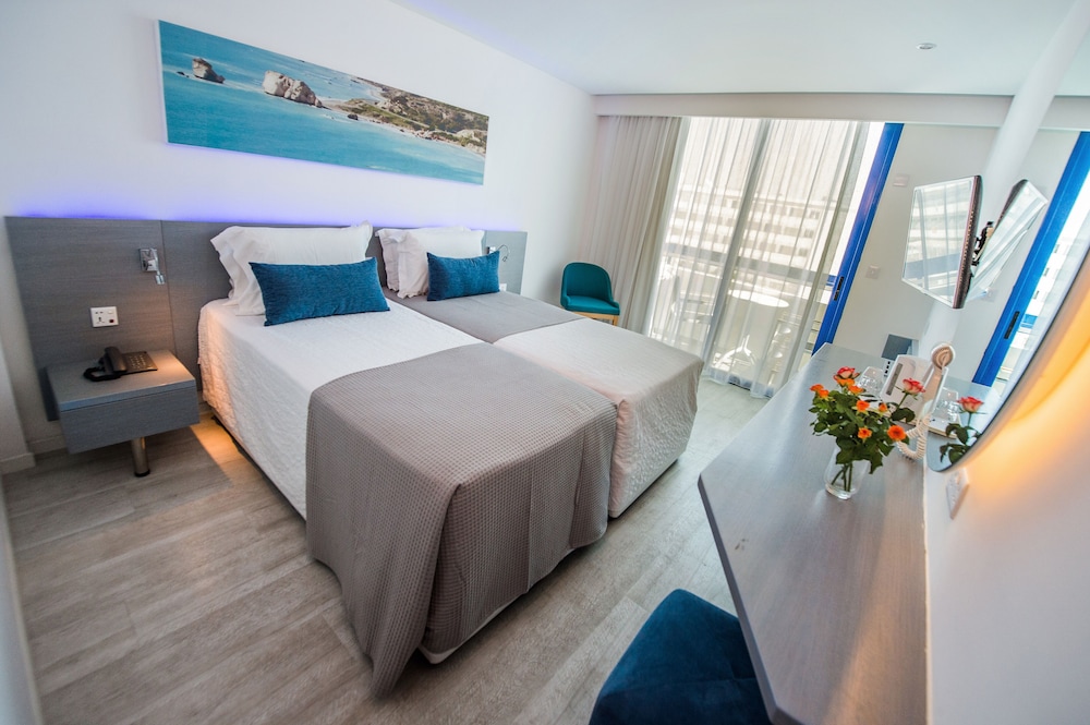 Anonymous Beach Hotel - Adults Only 53/72