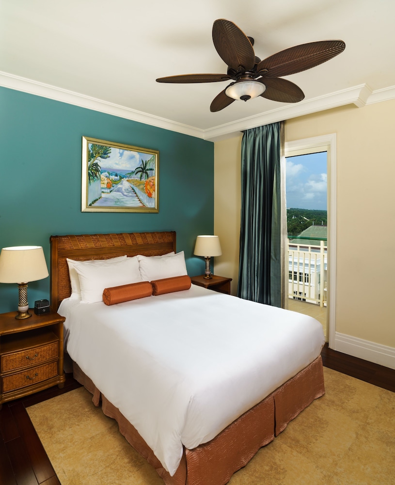 2 Bedrooms, Suite, King Bed, Resort View, Sofa