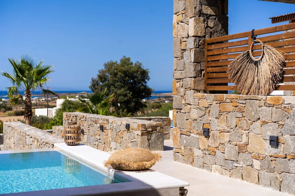 Kouros Blanc Paros 26/56