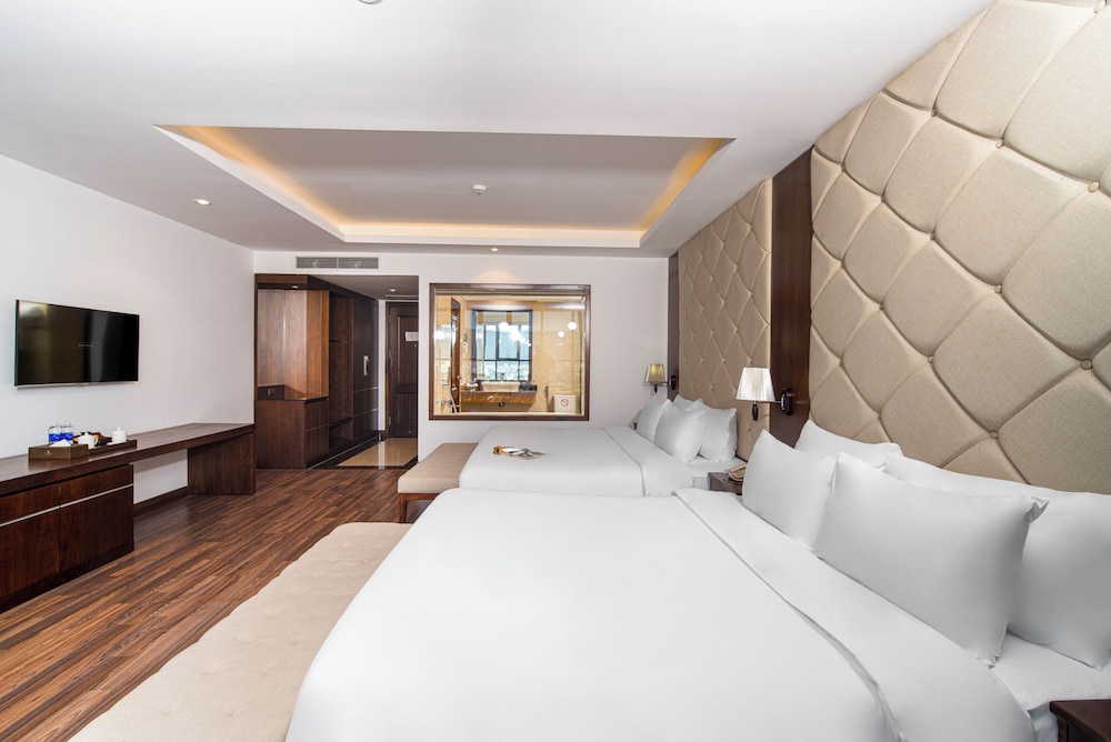 Luxtery Hotel 26/71