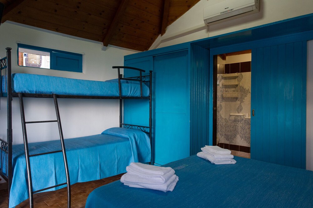 Resort Baia Del Silenzio 26/74