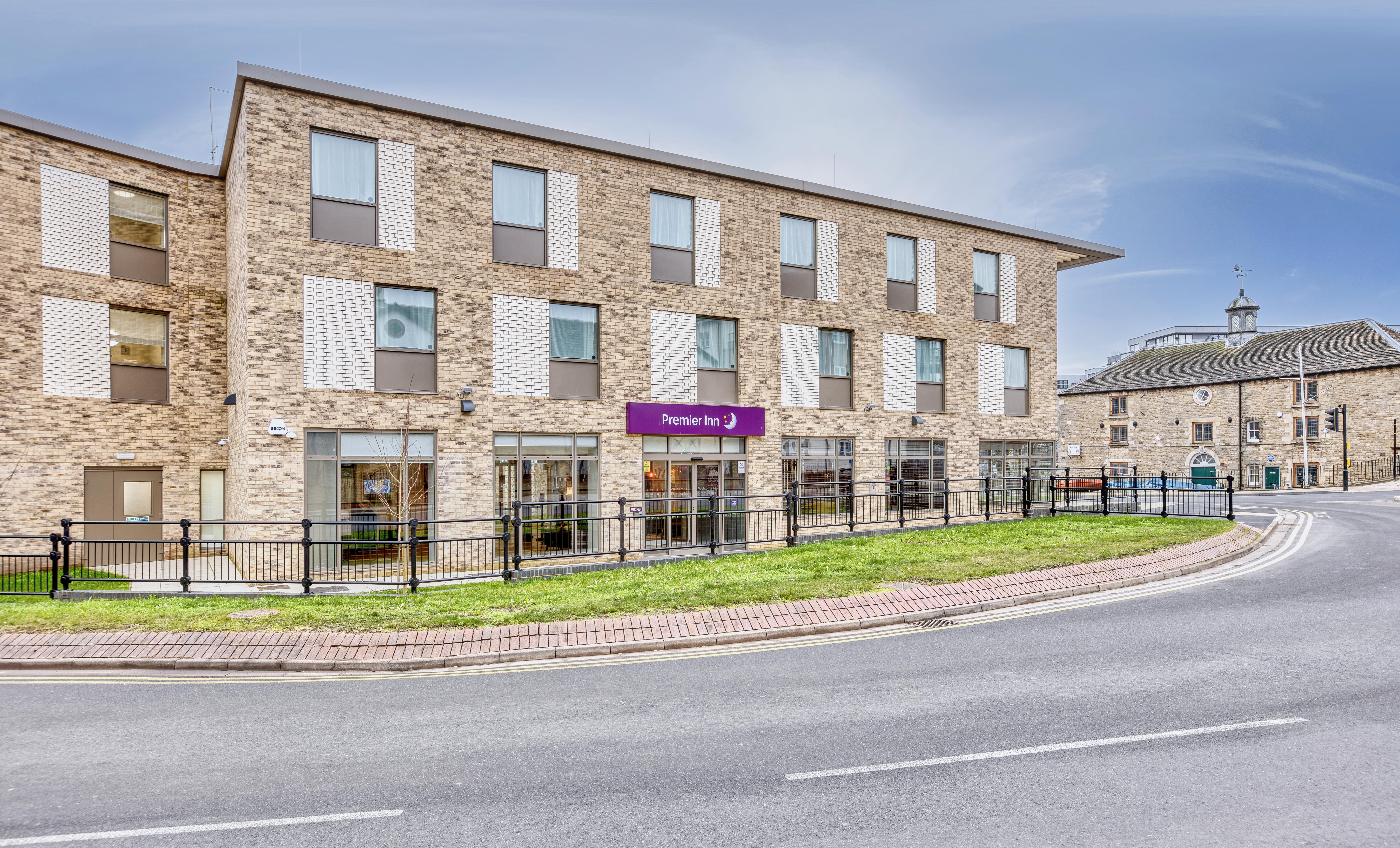 Premier Inn Peterborough City Centre