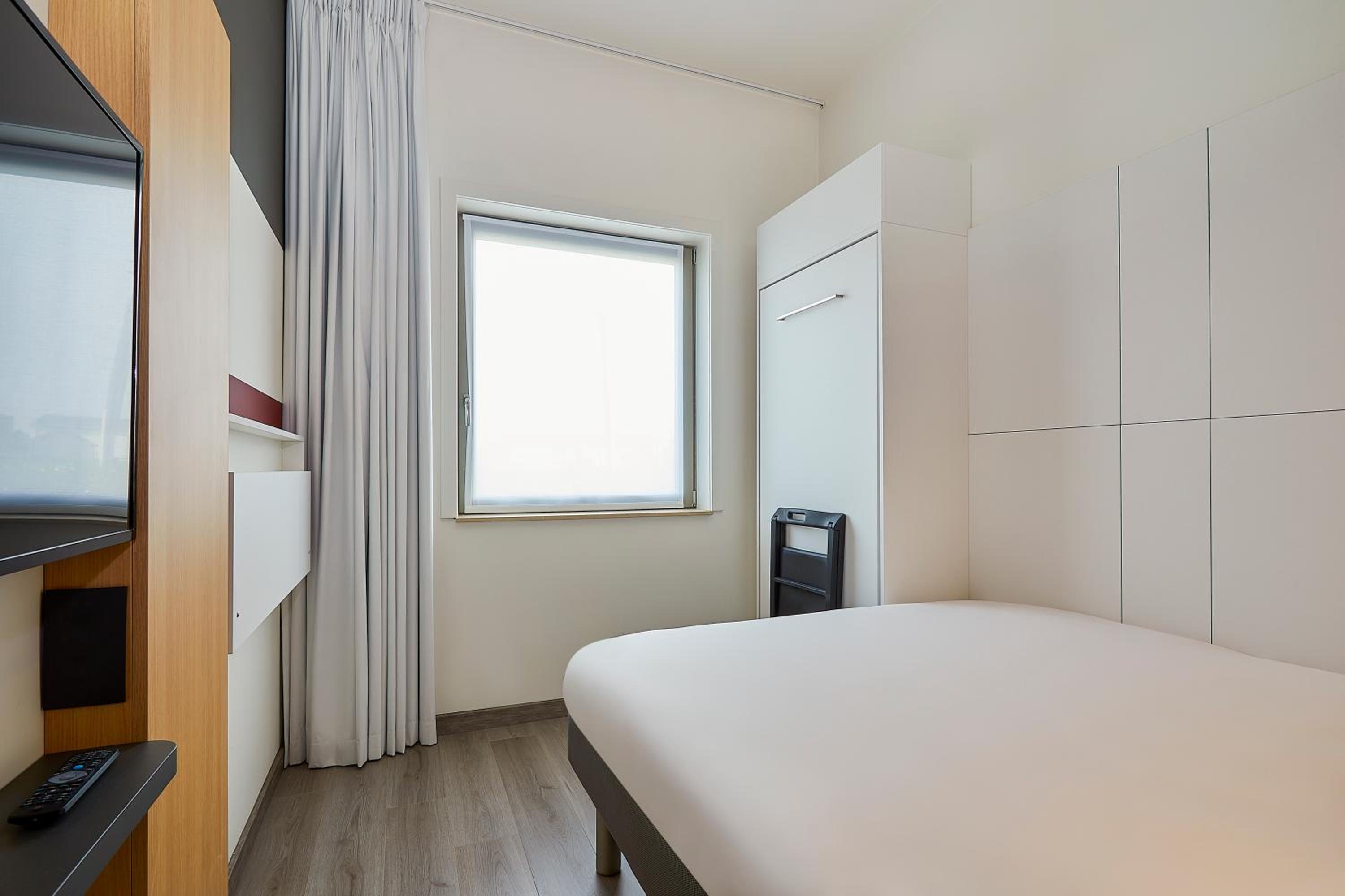 غرفة ثلاثية، Ibis Budget Oostende Airport 4/10