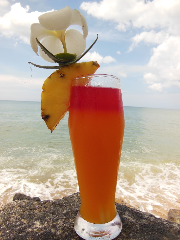 Sanmali Beach 37/41