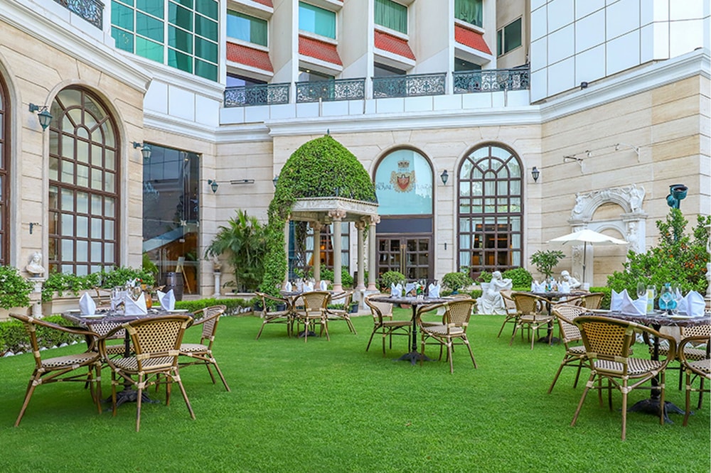 The Royal Plaza New Delhi 44/50