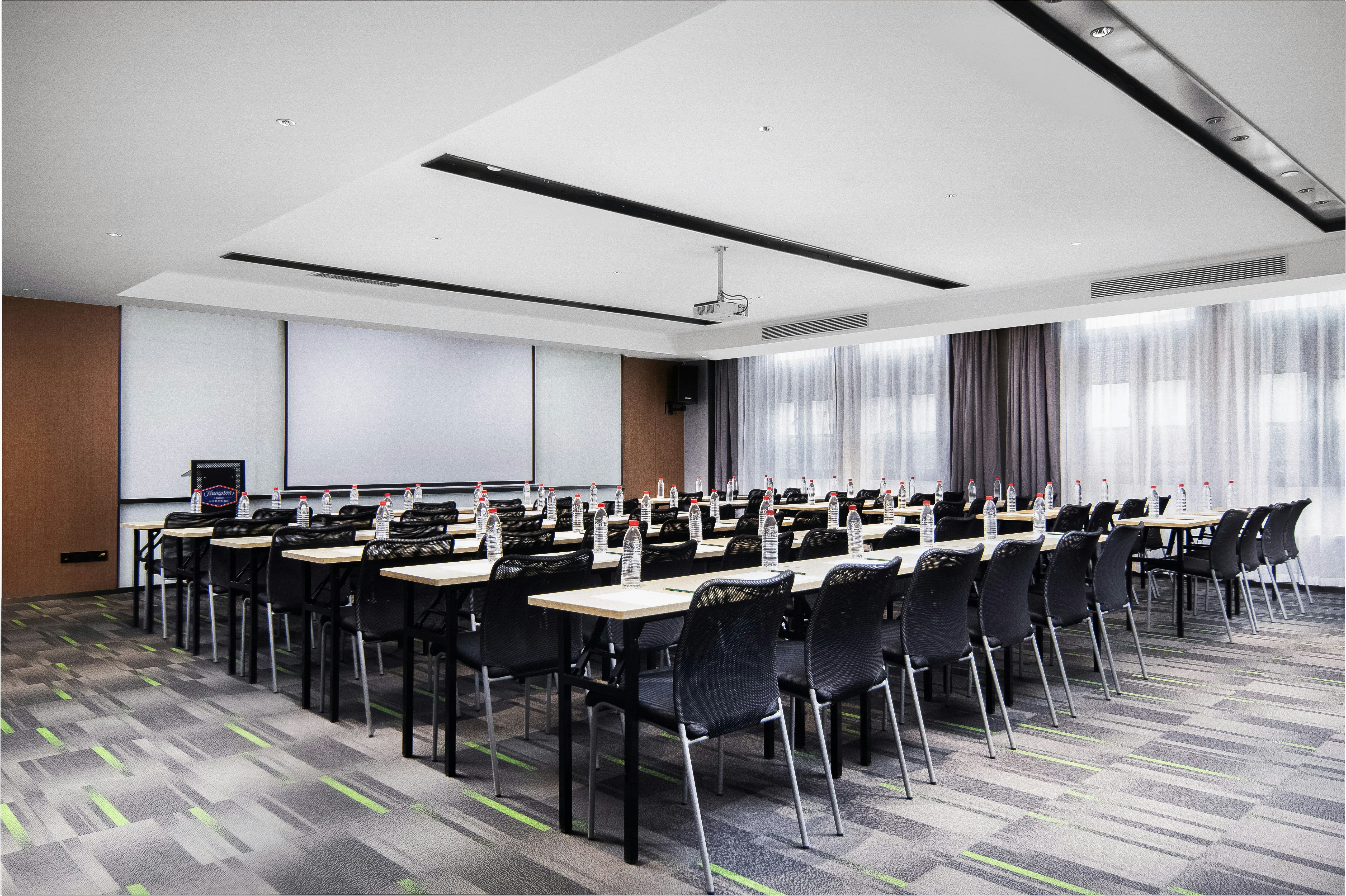 Hampton by Hilton ShangHai HongQiao Jiuting S&T 35/40