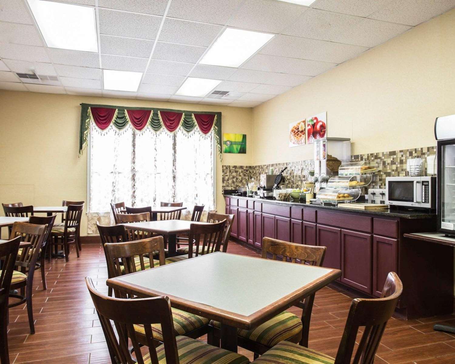 Rodeway Inn Harbison Area 23/29