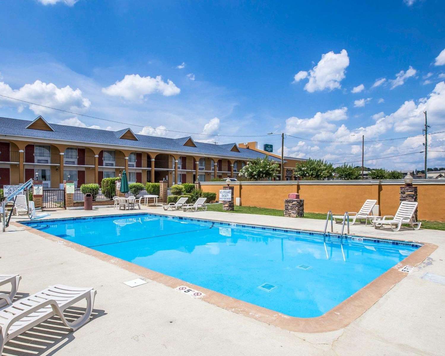 Quality Inn Greenwood Hwy 25 49/49
