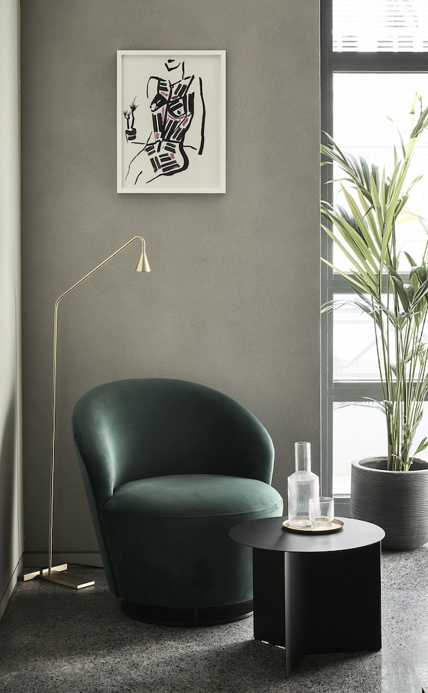Perianth Hotel 48/61