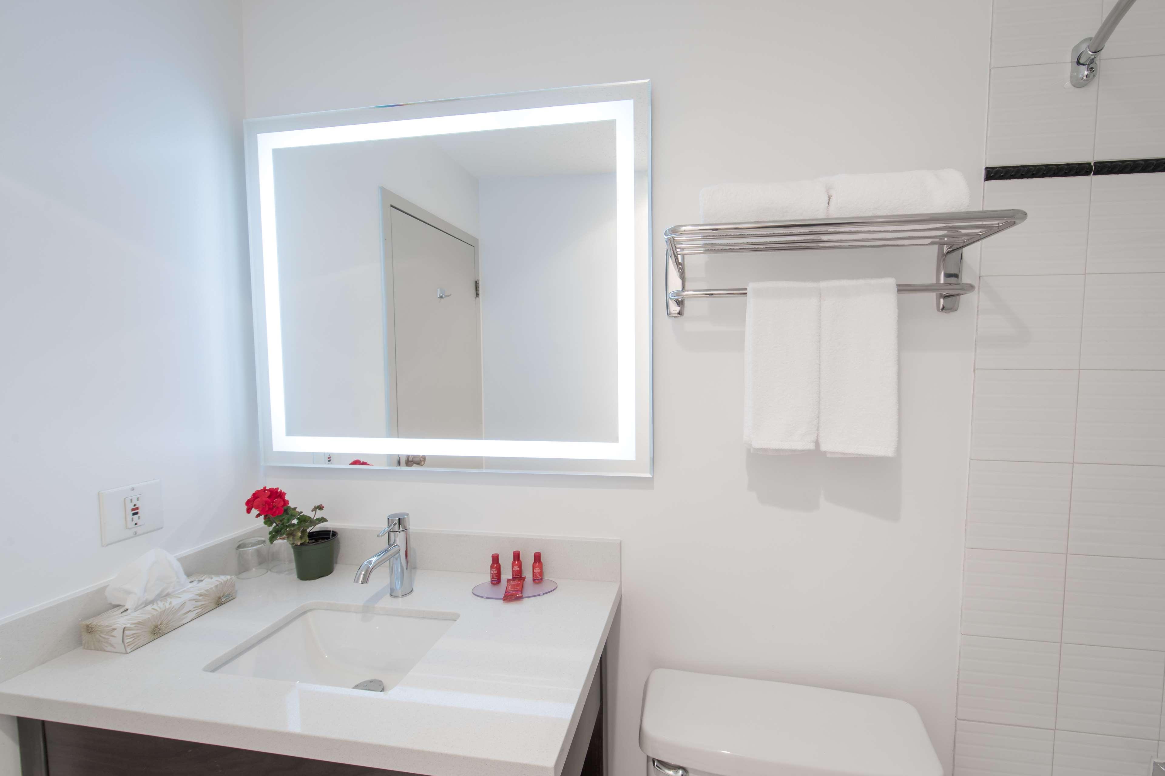 جناح بسرير كينج، SureStay Hotel by Best Western Castlegar 3/4