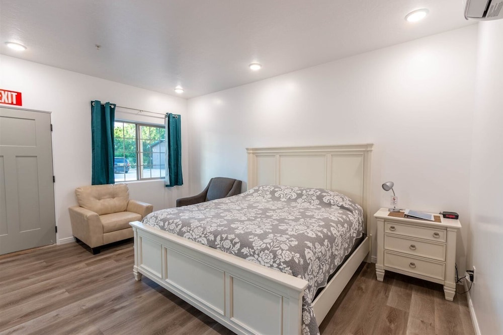 Hurricane Hideaway Lodging 21/46