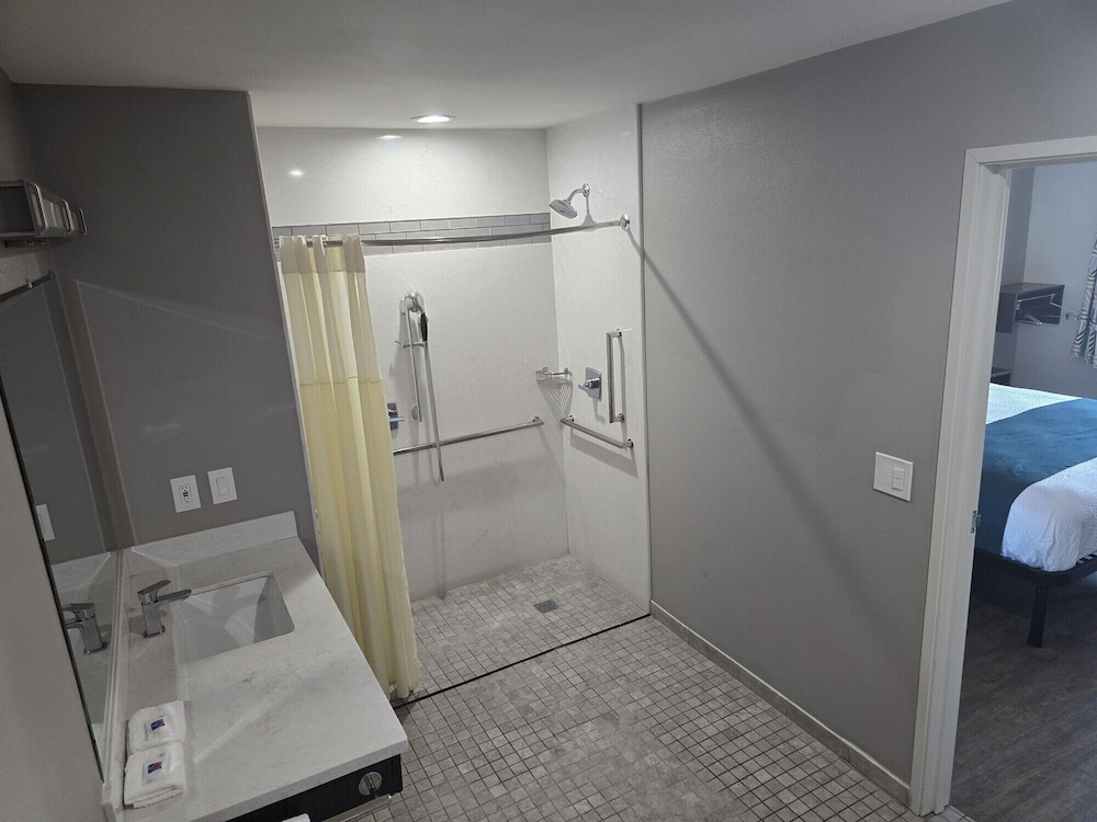 Motel6 Los Angeles, CA - Downtown 34/36