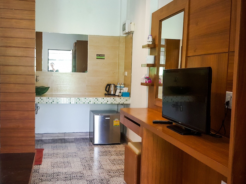 Glur Hostel 49/65