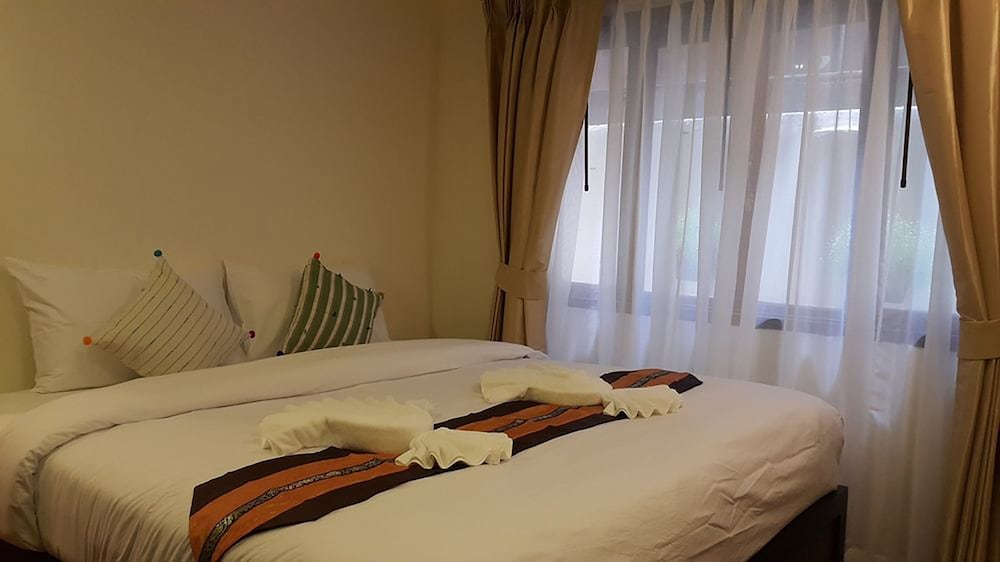 STANDARD, DOUBLE BED
