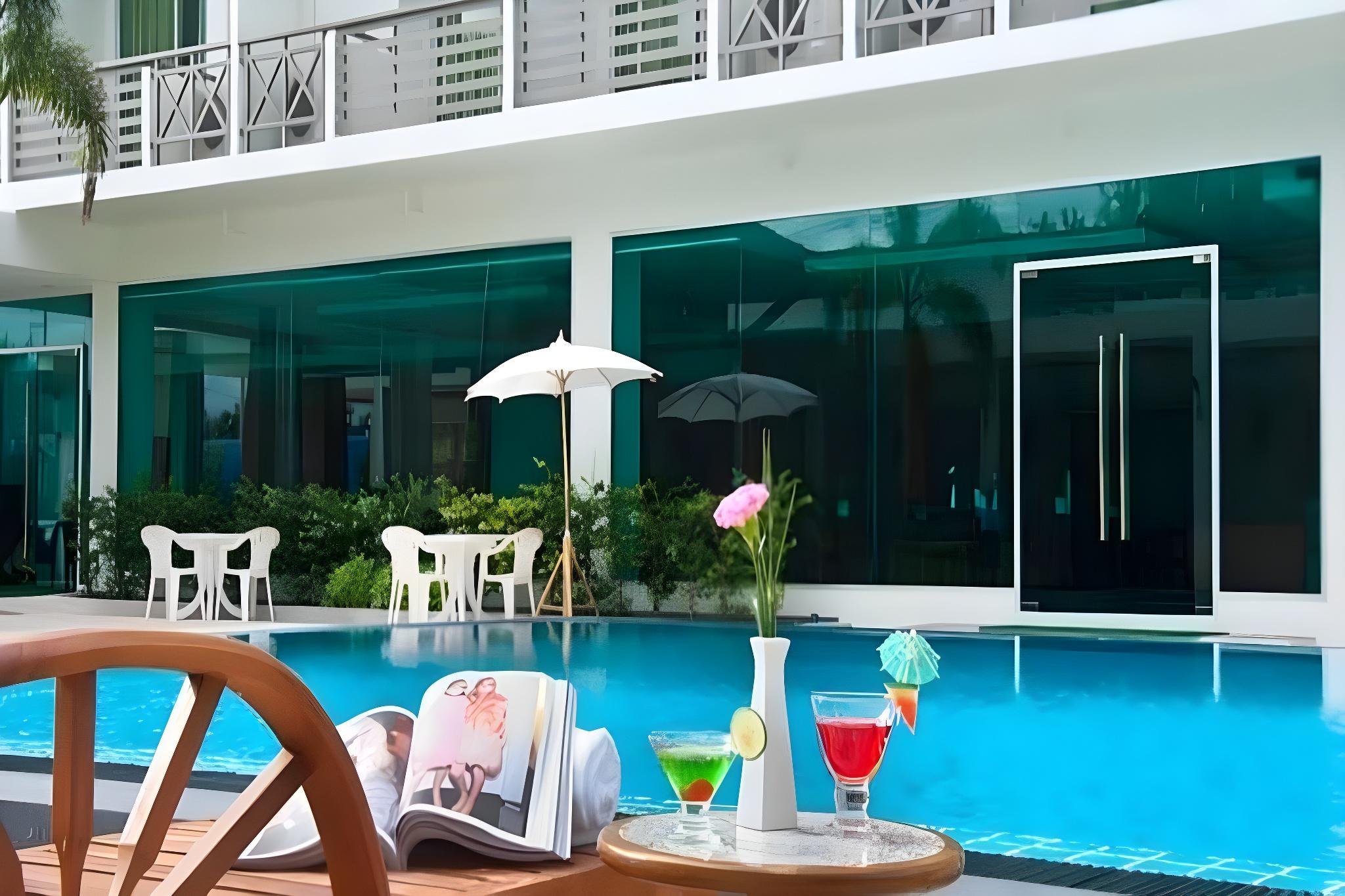 The Flora May Resort 30/31