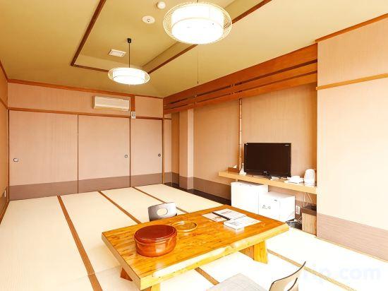 Japanese, 6 Futon Beds, Tatami, New Building 4