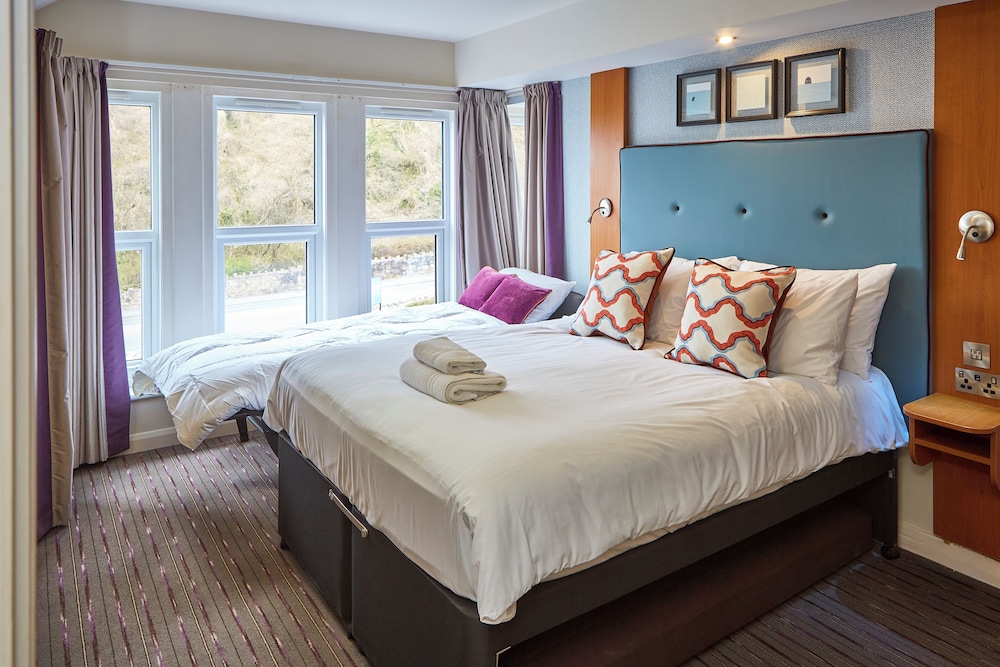 Craigside Manor 18/60