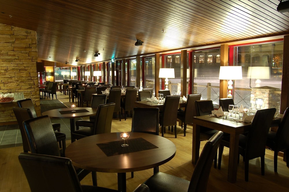 restaurant-cafeteria