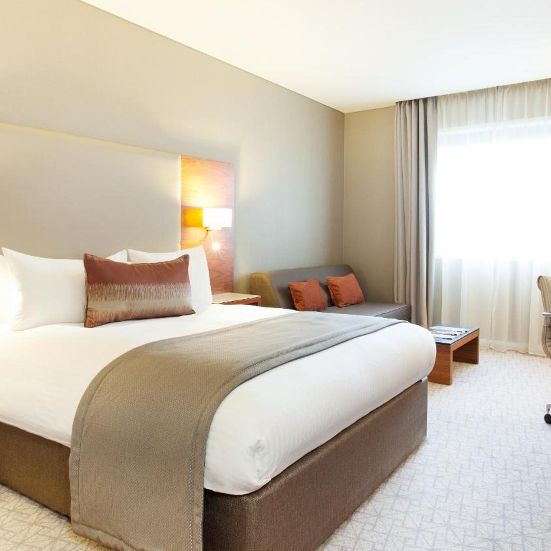 Mini, Double Bed
