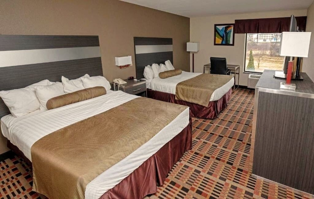 Wingate by Wyndham Somerset 5/11