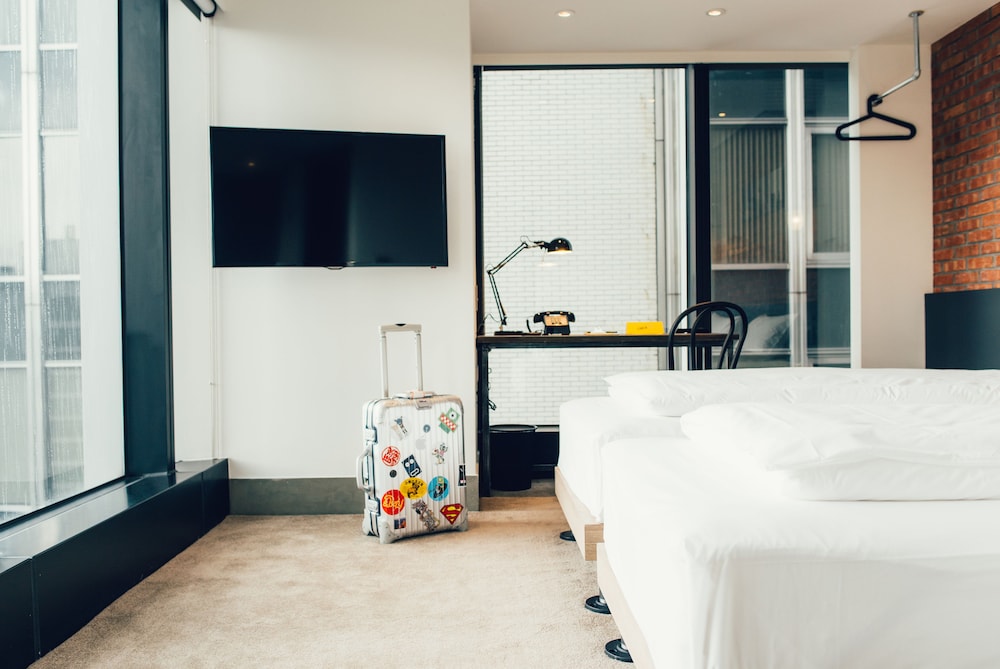 Check Inn Hotel 35/70