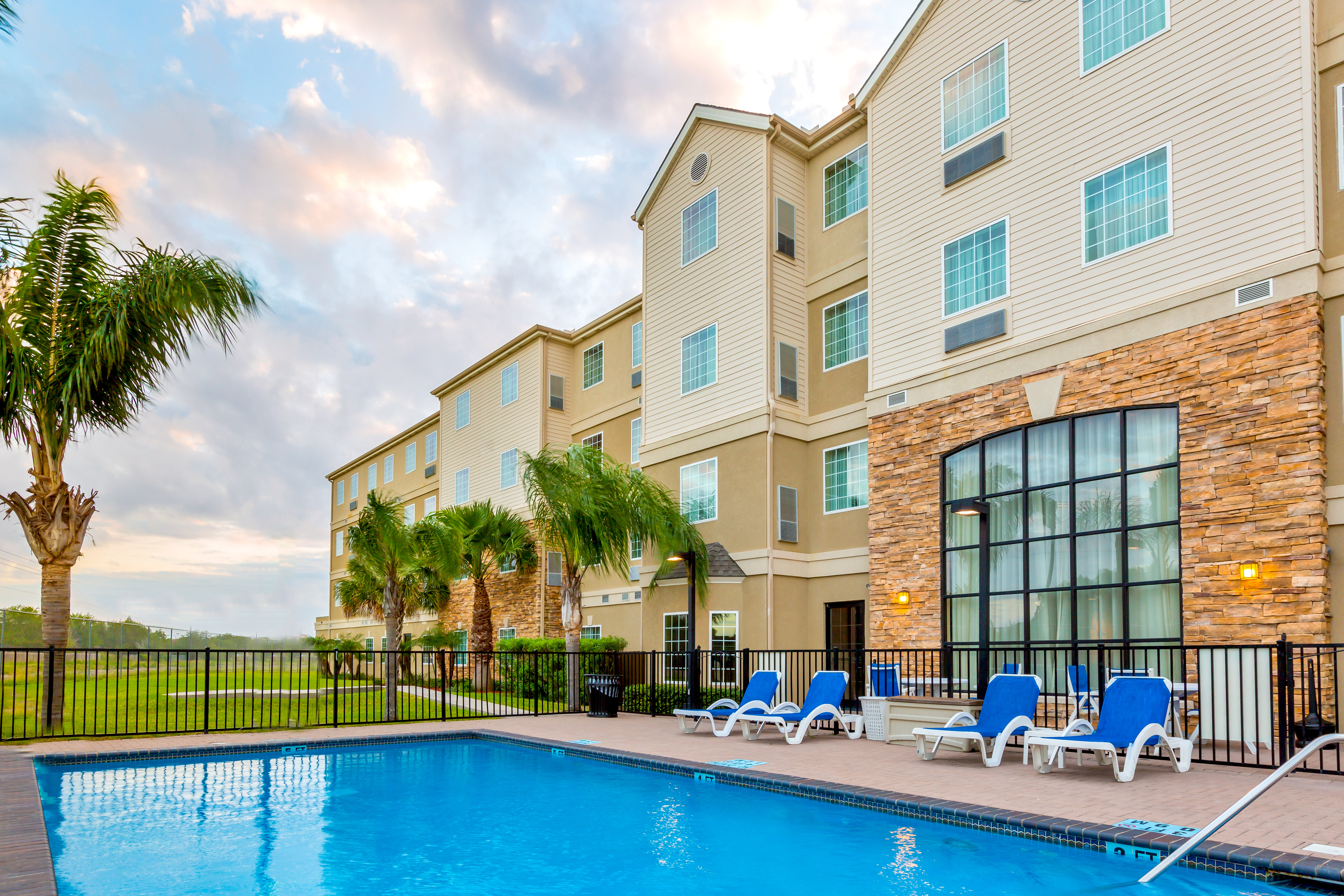 STAYBRIDGE SUITES BROWNSVILLE 9/73
