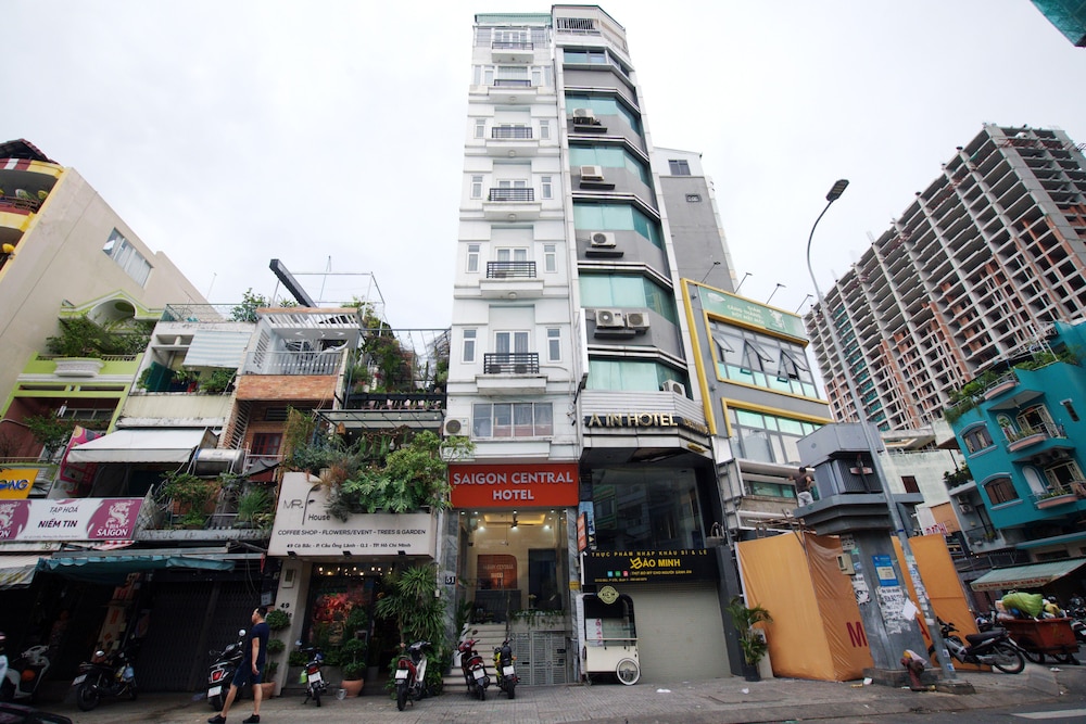 Oyo 101 Saigon Hotel 4/42