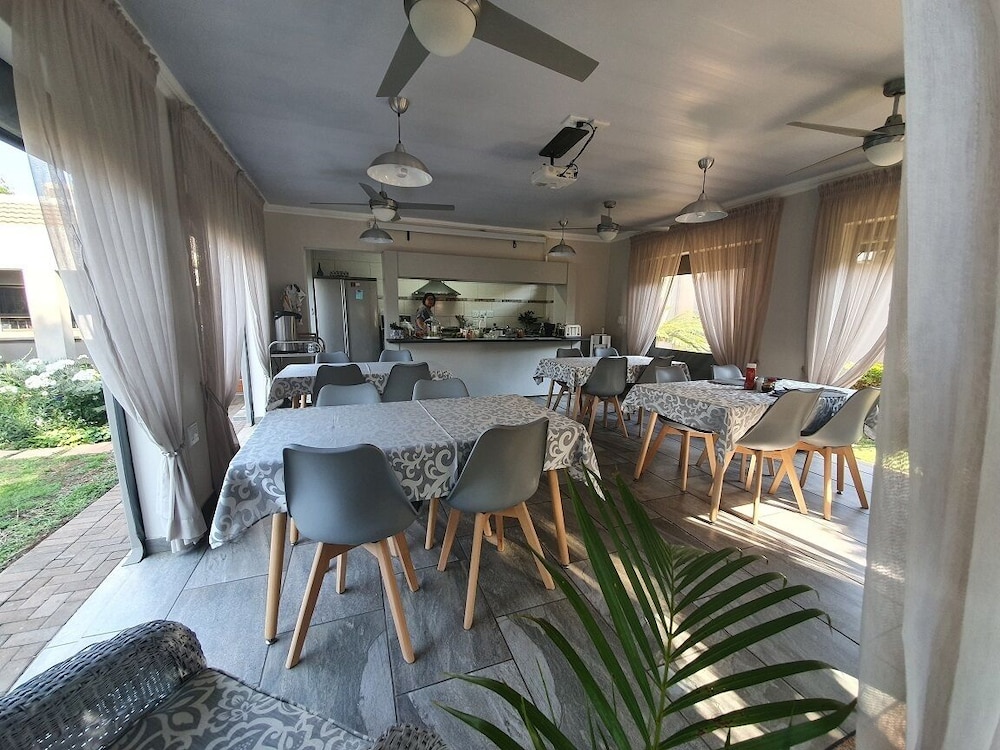 Three Olives Guesthouse 14/22
