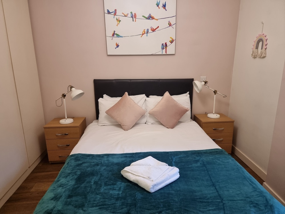 Urban Stay London City Apartments 10/50