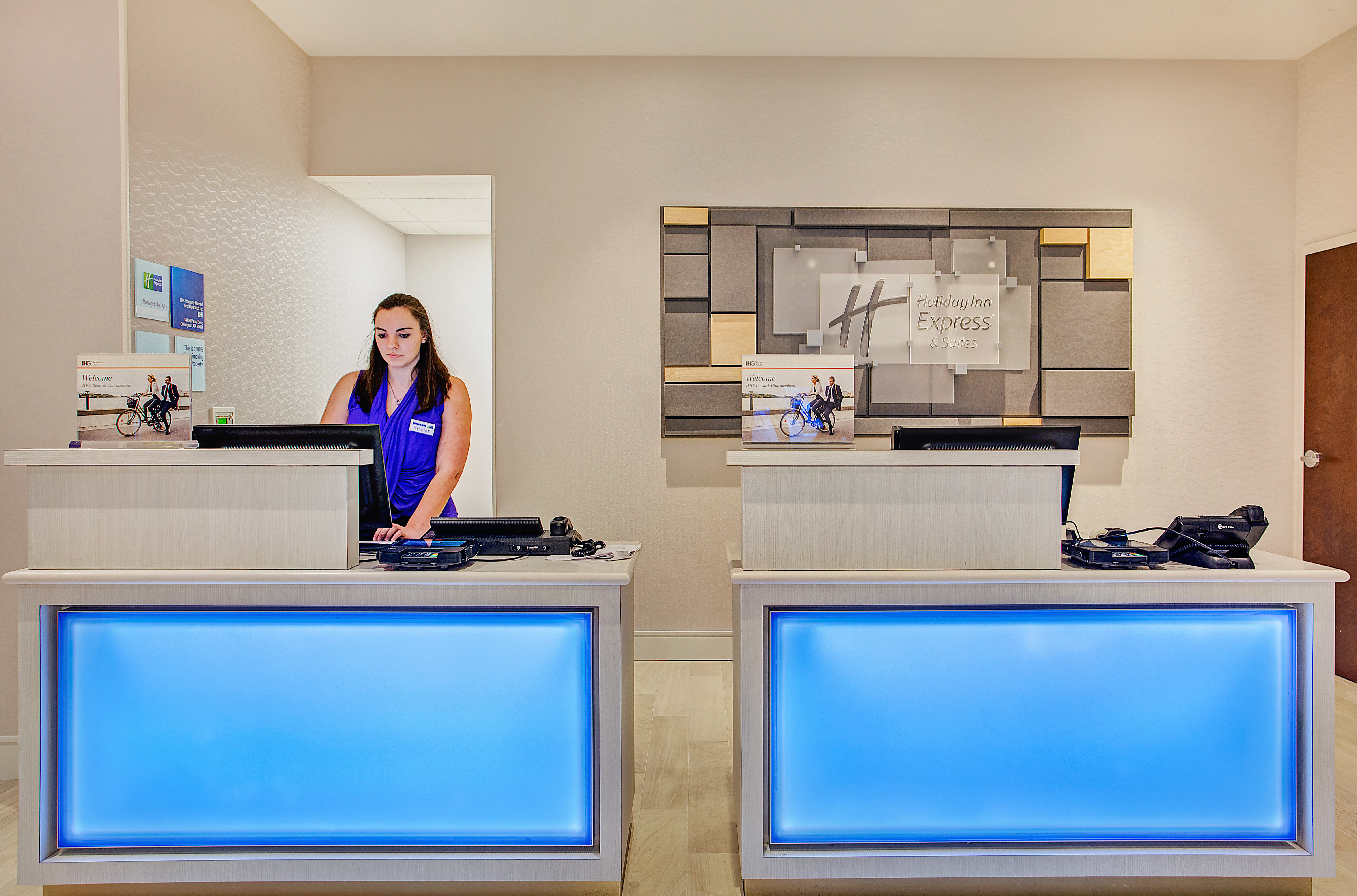Holiday Inn Express Suites Covington 11/63