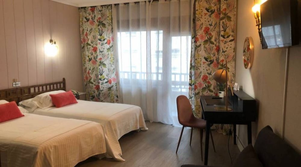 Marques de Santillana Hotel 27/60
