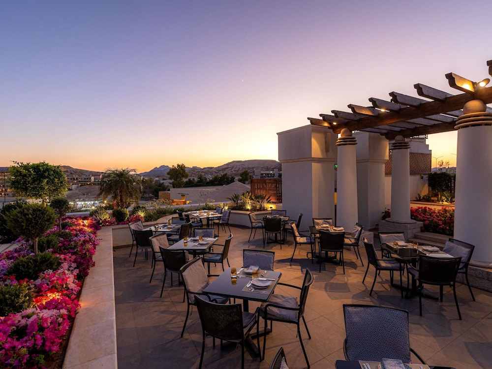 MOVENPICK RESORT PETRA 55/77