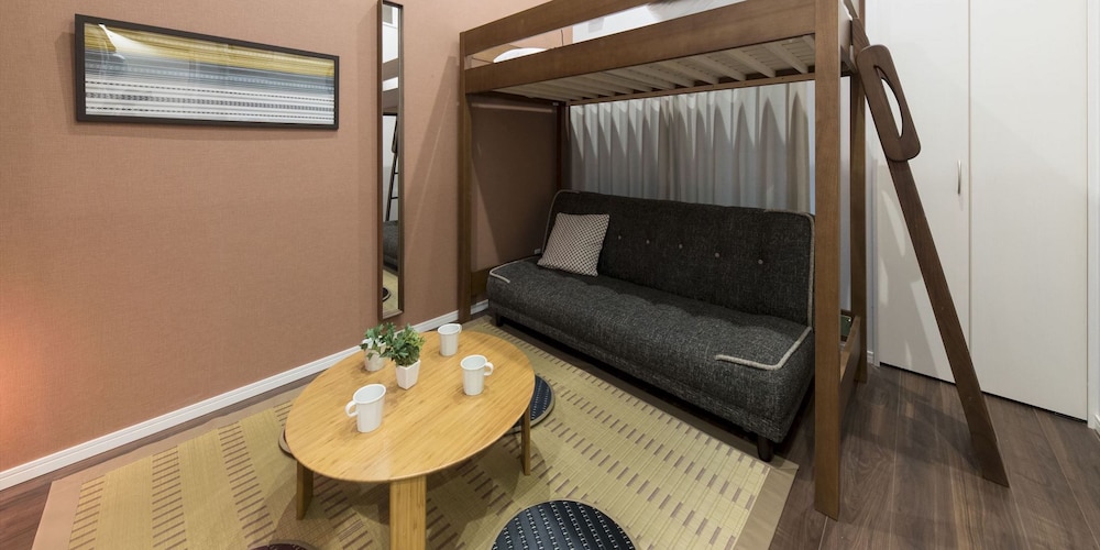 Trip Pod Sumiyoshi A 17/34