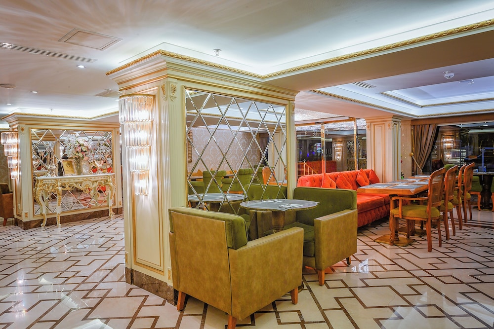 Grand Marcello Hotel & SPA 77/90