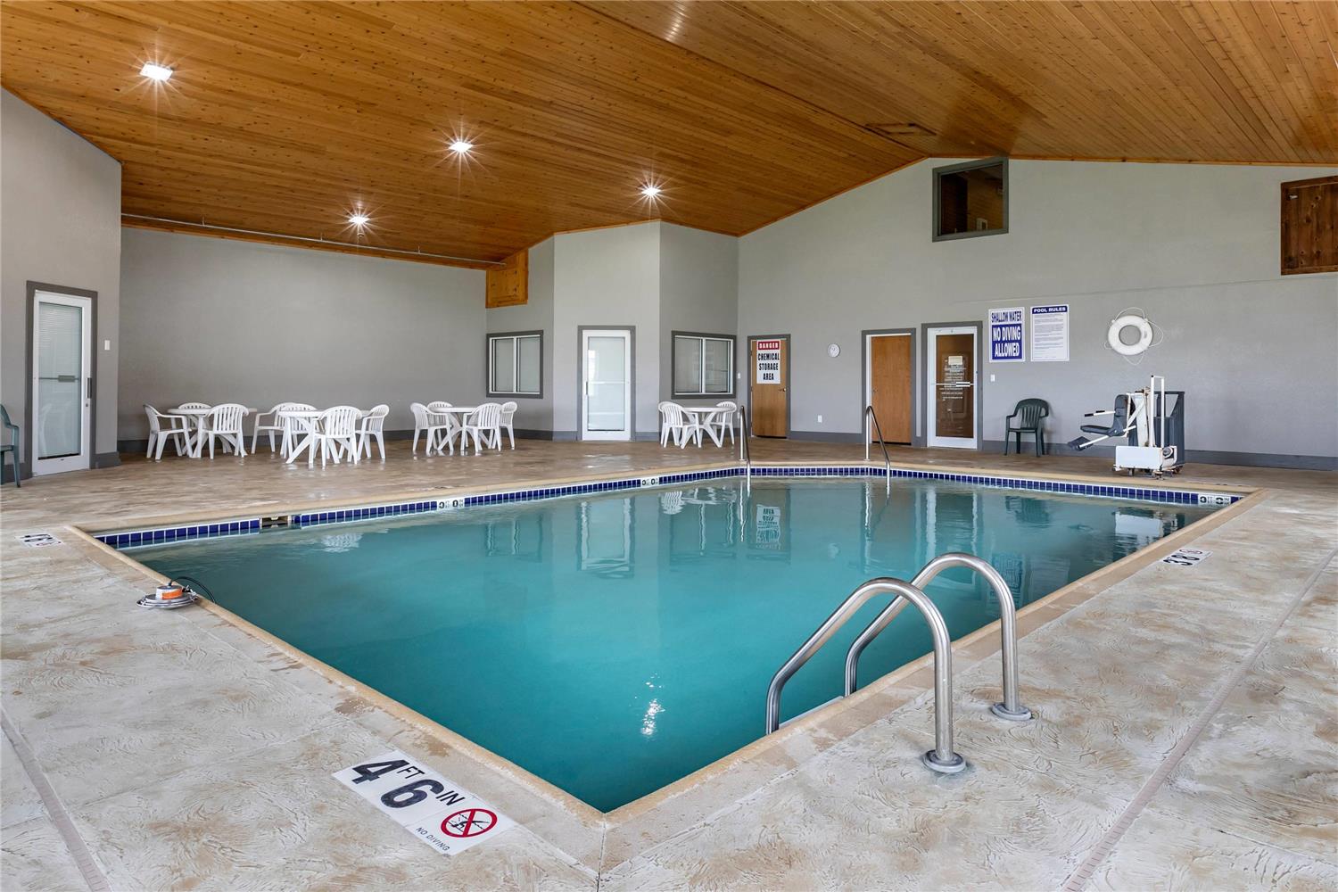 Comfort Inn Dyersville Near Field of Dreams 12/22