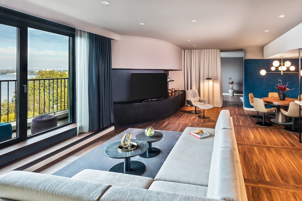 Le Meridien Hamburg 36/53