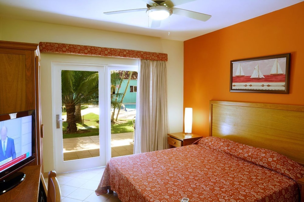 New Garden Hotel 26/59
