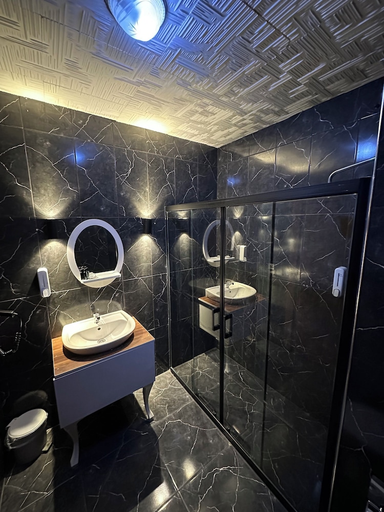 Silivri Safir Hotel & Restaurant 31/50