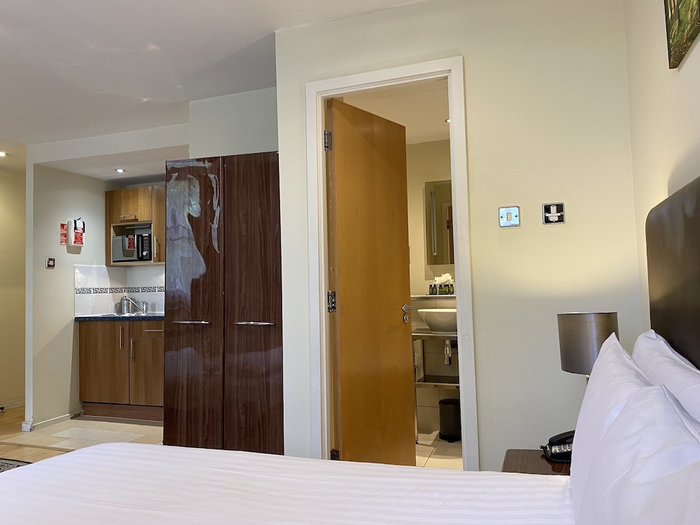 Grand Plaza Serviced Apartments 38/76