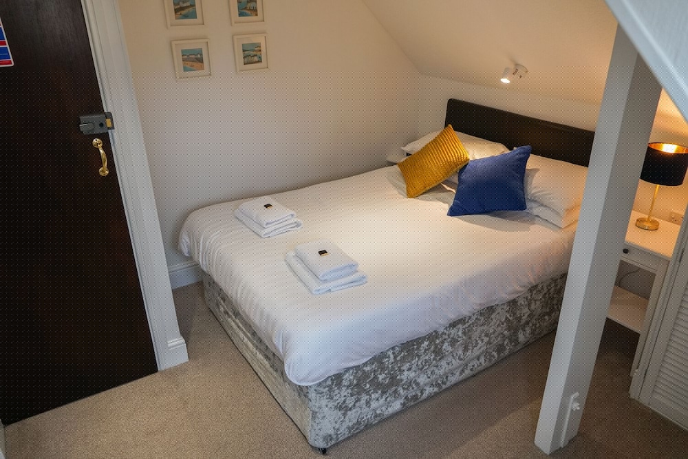 The Sandpiper Guest House 5/50