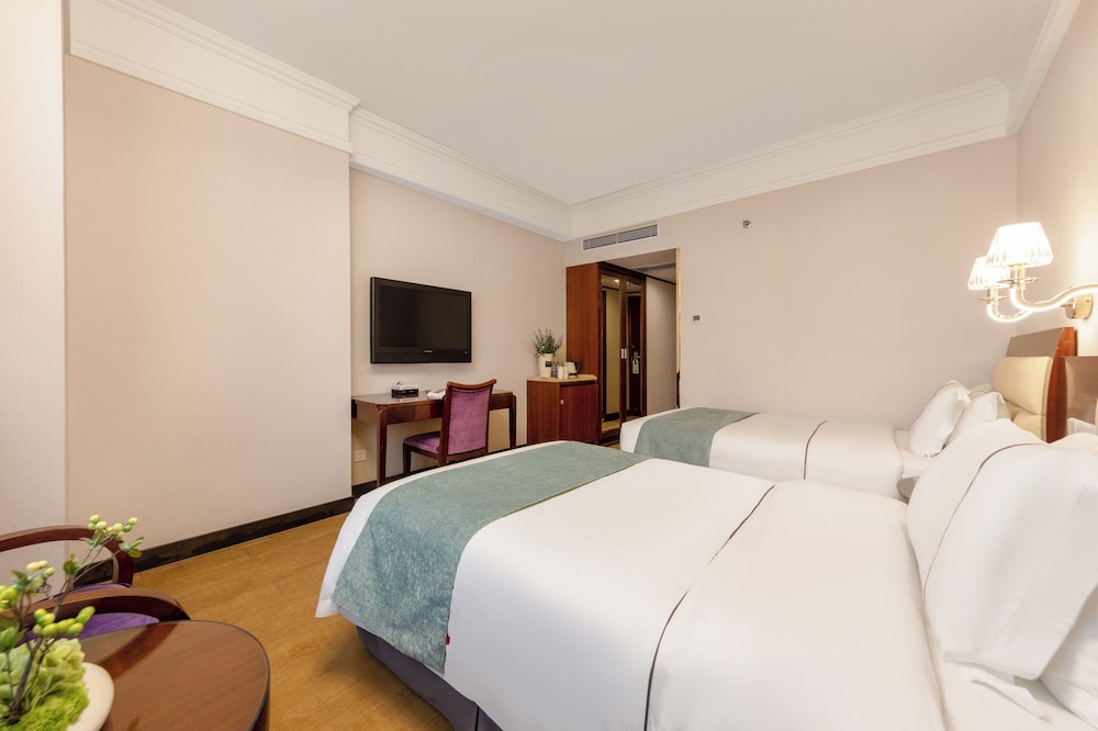 Haijun Hotel 25/50