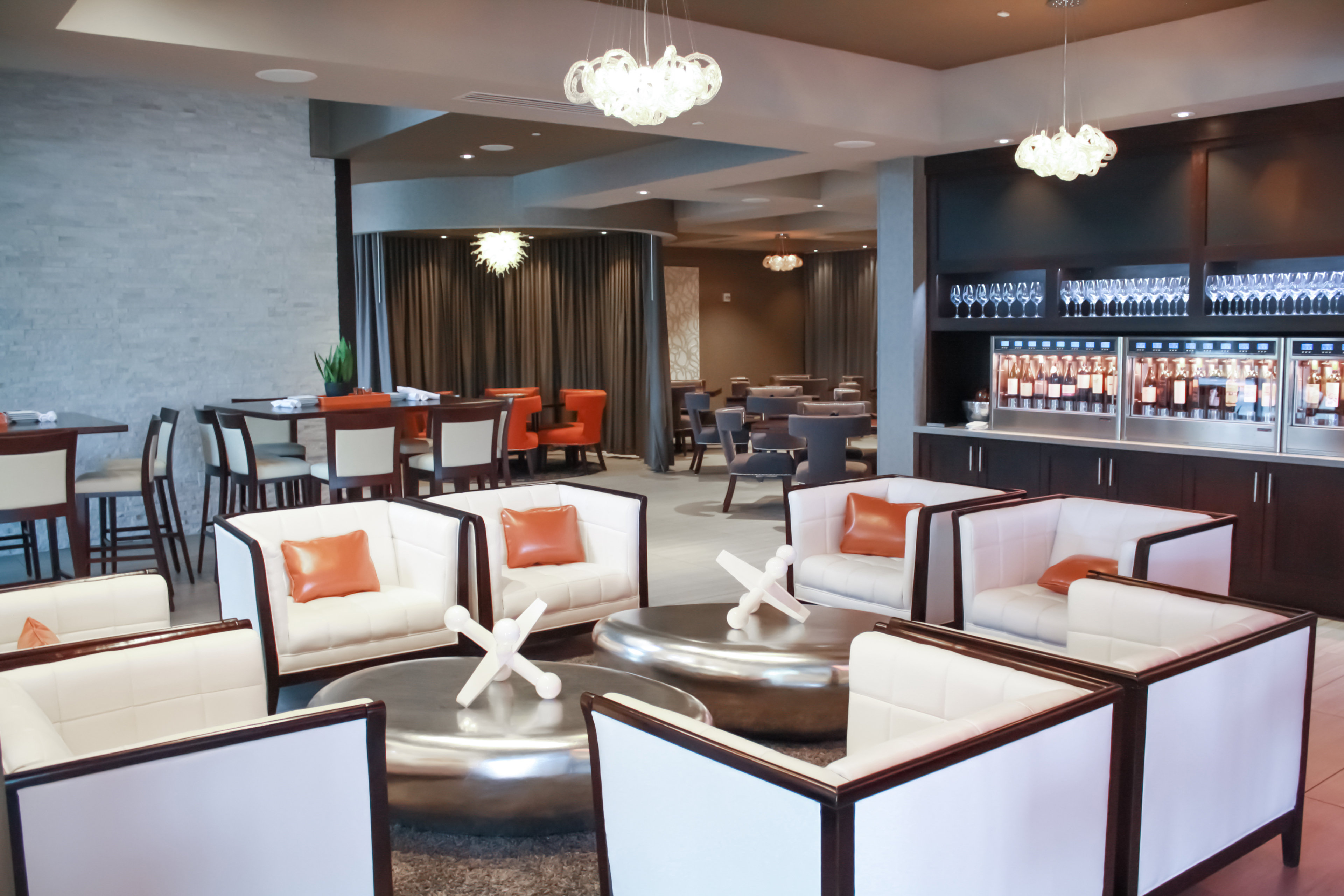 Holiday Inn Hotel And Suites Davenport 36/56