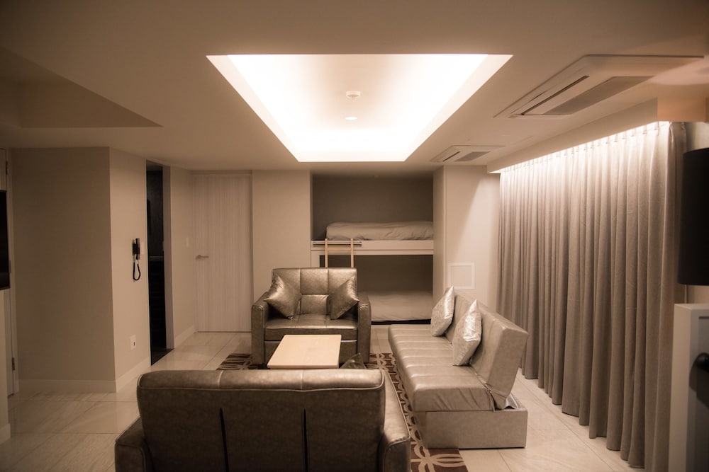 The Centurion Hotel Classic Akasaka 44/71
