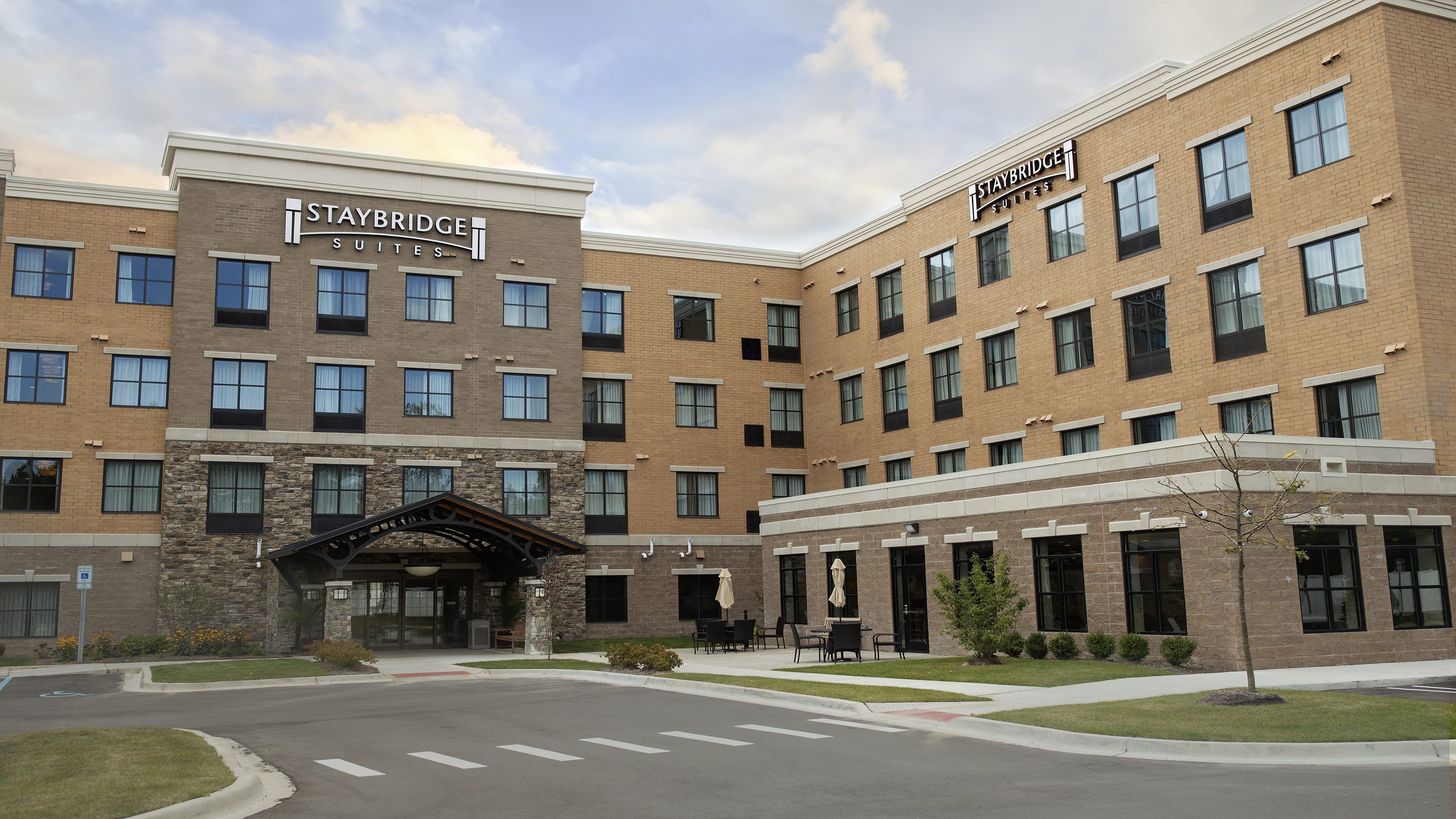 Staybridge Suites Auburn Hills 4/43