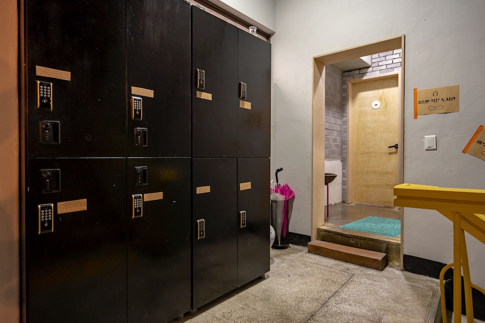 Mireuk Mireuk Beer Hostel 3/42