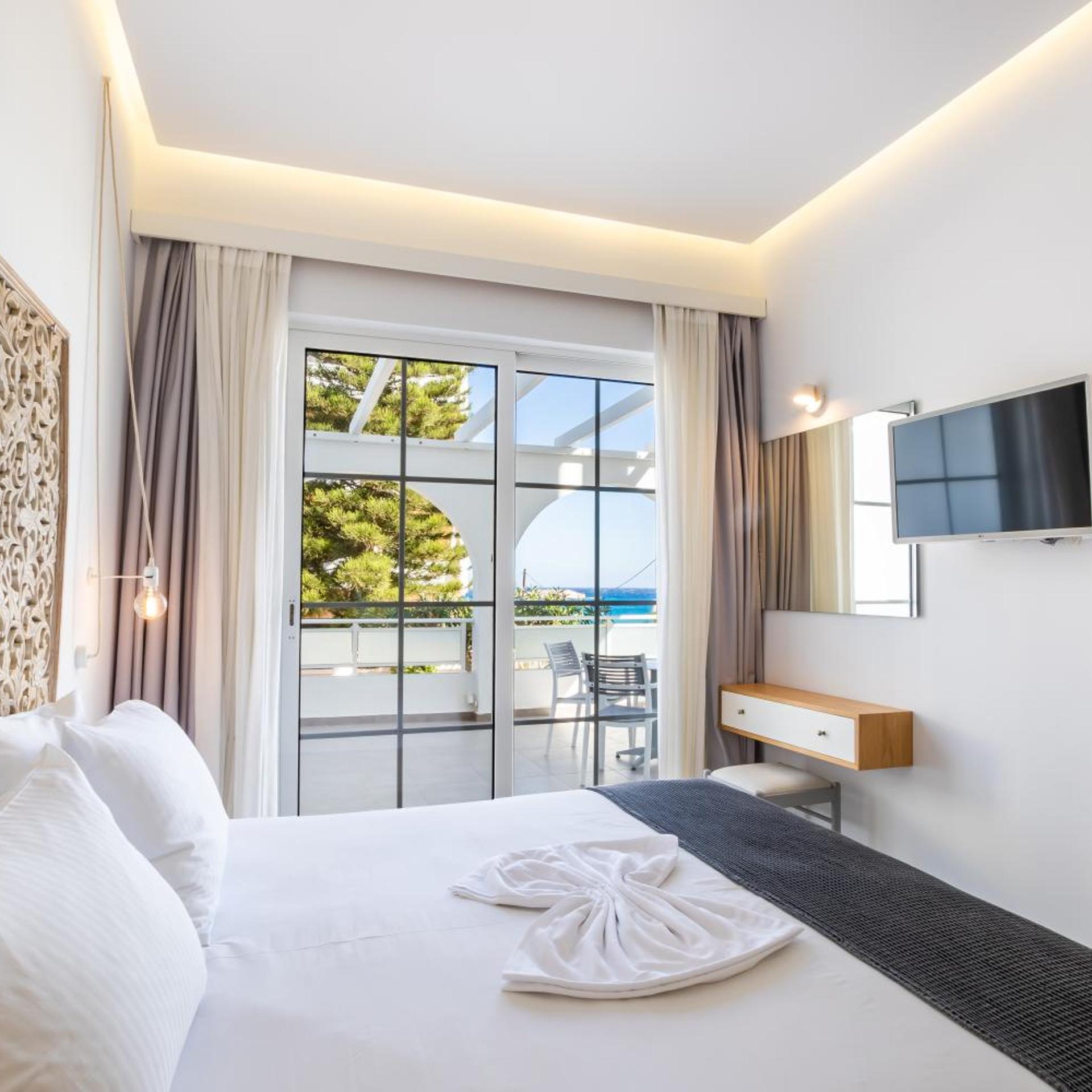 Alos Suites - ex Possirama Bay 7/32